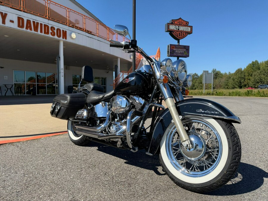 2005 Harley-Davidson® Softail® Deluxe Vivid Black