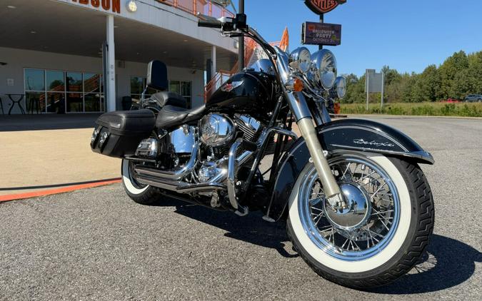 2005 Harley-Davidson® Softail® Deluxe Vivid Black