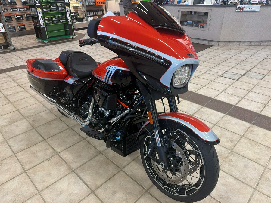 2024 Harley-Davidson CVO™ Street Glide®