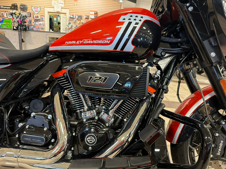 2024 Harley-Davidson CVO™ Street Glide®