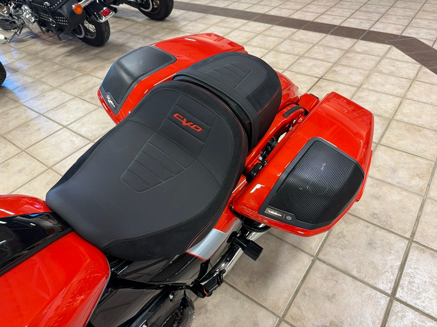2024 Harley-Davidson CVO™ Street Glide®