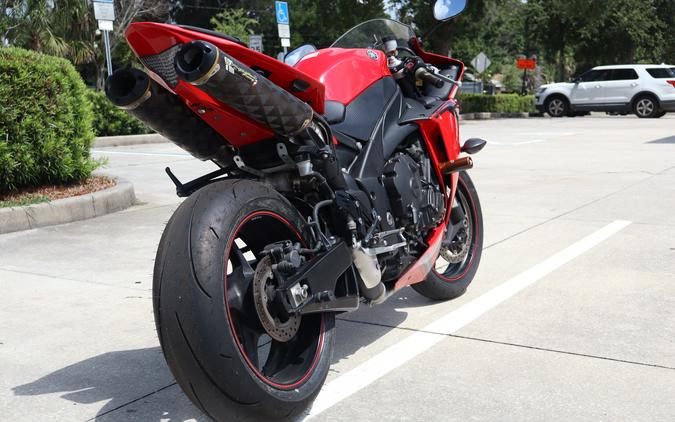 2014 Yamaha Motor Corp., USA YZF-R1