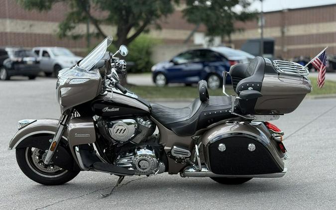 2018 Indian Roadmaster ABS Polish.Bronze Over Thund.Black w/Silver Pinst. ABS Polish.Bronze Over Thund.Black WS