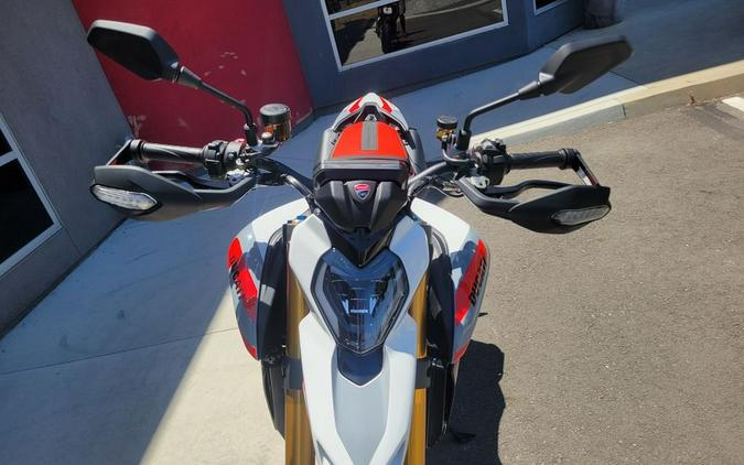 2027 Ducati Hypermotard V2 SP SP Livery