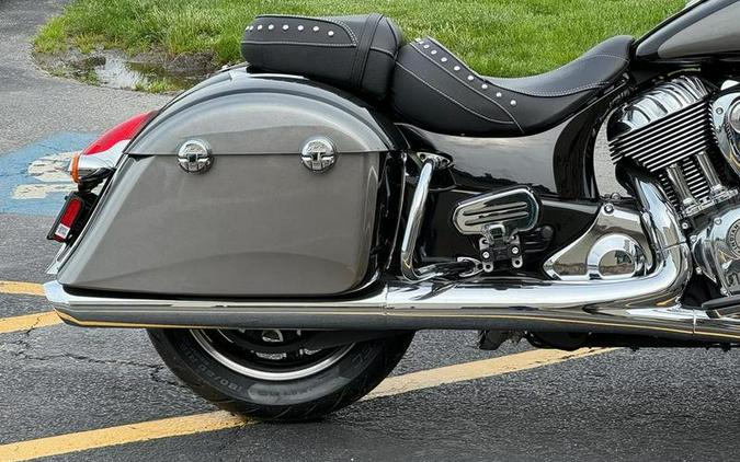 2024 Indian Motorcycle® Springfield® Black Metallic/Titanium Metallic