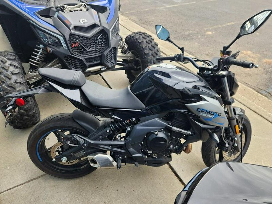 2022 CFMoto 650NK