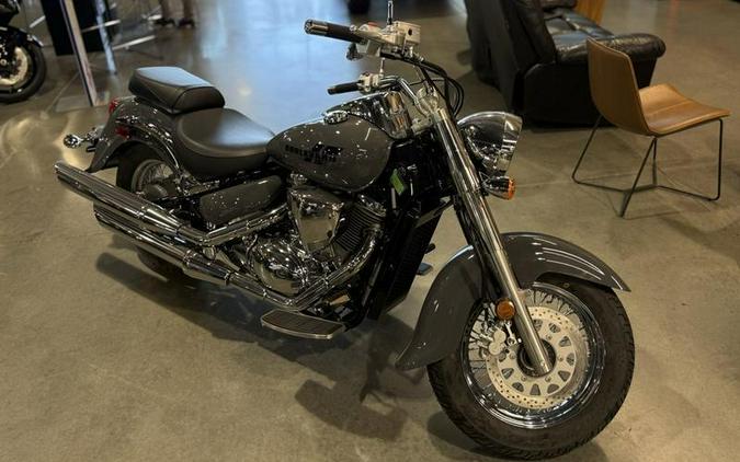 2025 Suzuki Boulevard C50