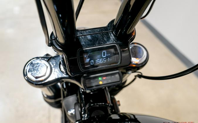 2021 SOFTAIL STREET BOB 114 - Harley-Davidson®
