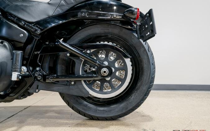 2021 SOFTAIL STREET BOB 114 - Harley-Davidson®