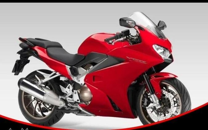 2015 Honda® VFR800FDF Interceptor Deluxe