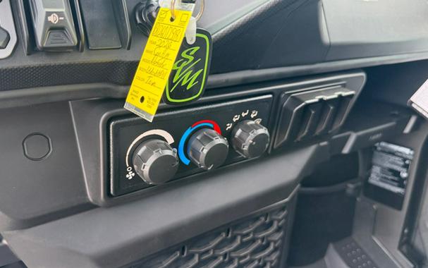 2026 Can-AM Defender Limited HD11
