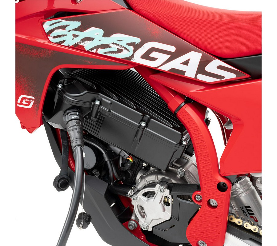 2027 GASGAS MC-E 5
