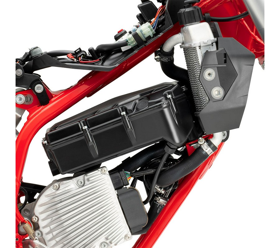 2027 GASGAS MC-E 5