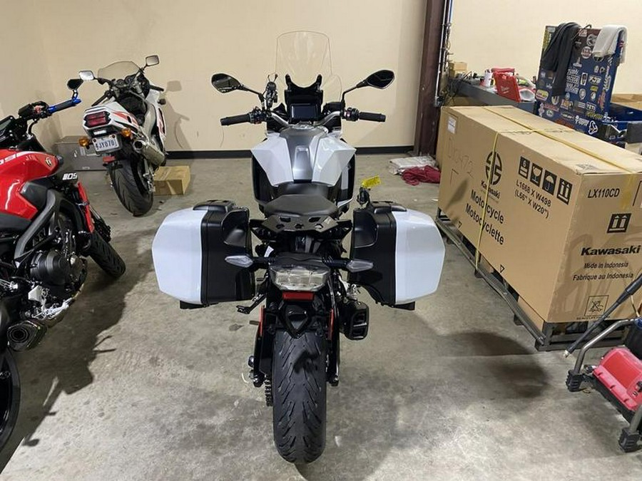 2021 BMW F 900 XR Light White