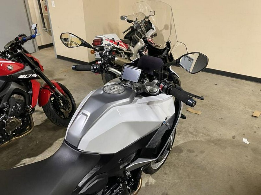 2021 BMW F 900 XR Light White