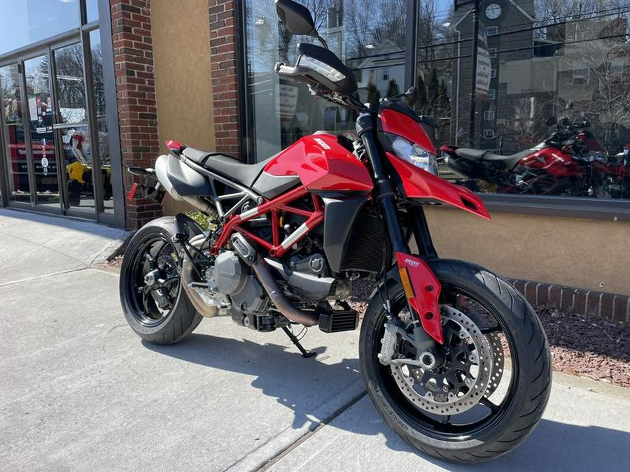 2025 Ducati Hypermotard 950 Ducati Red