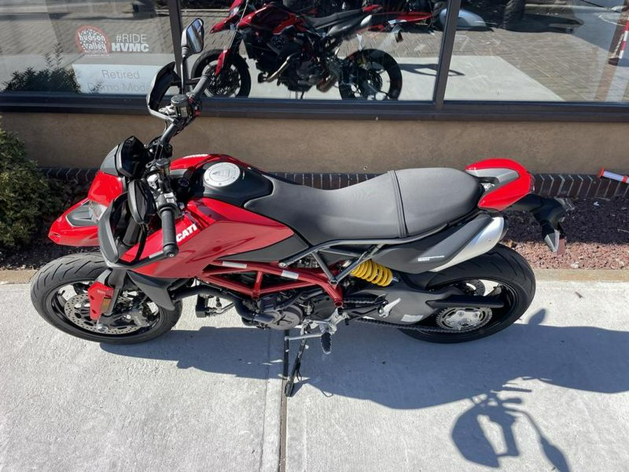 2025 Ducati Hypermotard 950 Ducati Red