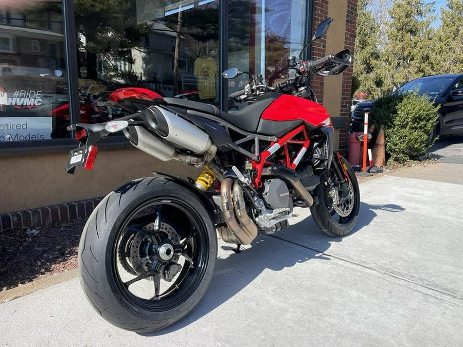 2025 Ducati Hypermotard 950 Ducati Red