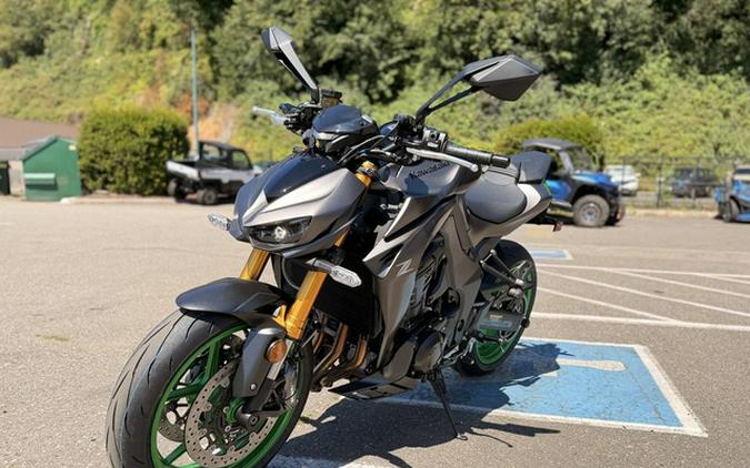 2026 Kawasaki Z1100 SE