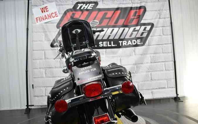 2011 Harley-Davidson Softail FLSTC - Heritage Classic