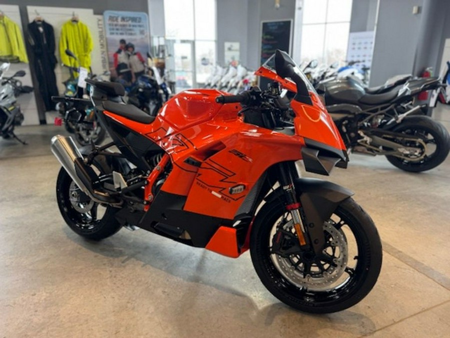 2026 KTM RC 990 R