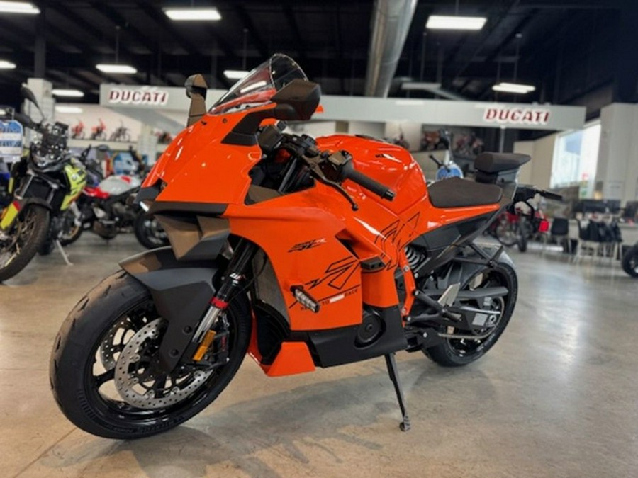 2026 KTM RC 990 R