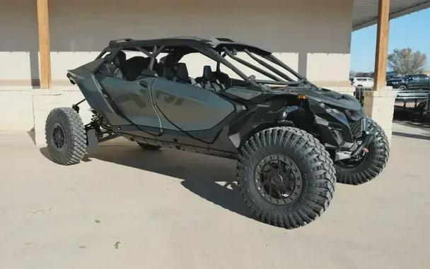 2026 CAN-AM MAVERICK R MAX X RC WITH SMARTSHOX 999T DCT