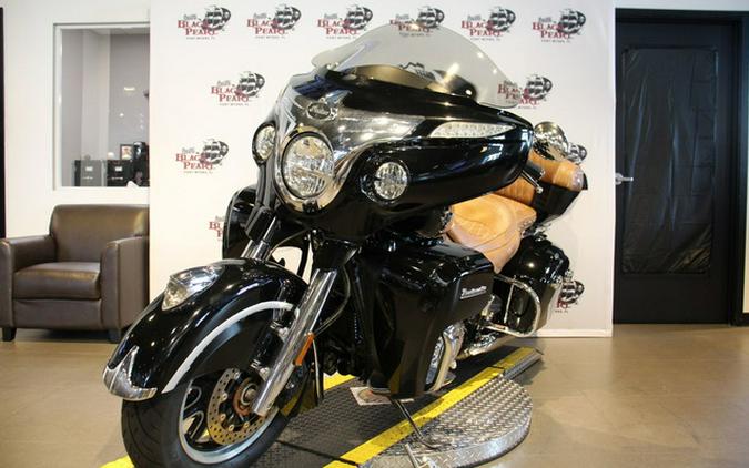 2016 Indian Roadmaster Thunder Black