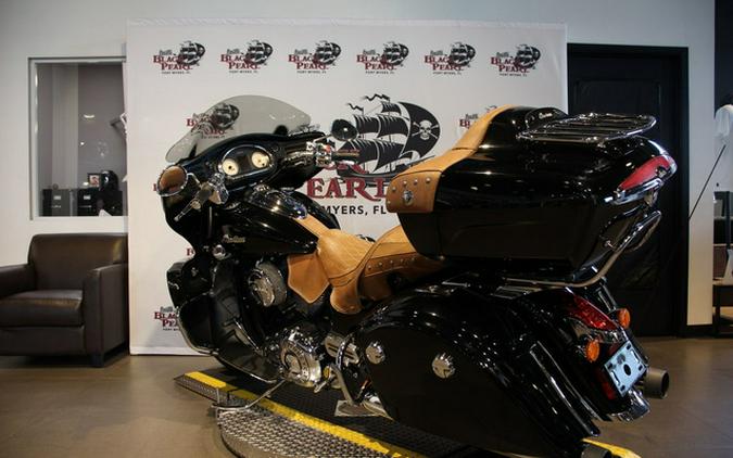 2016 Indian Roadmaster Thunder Black