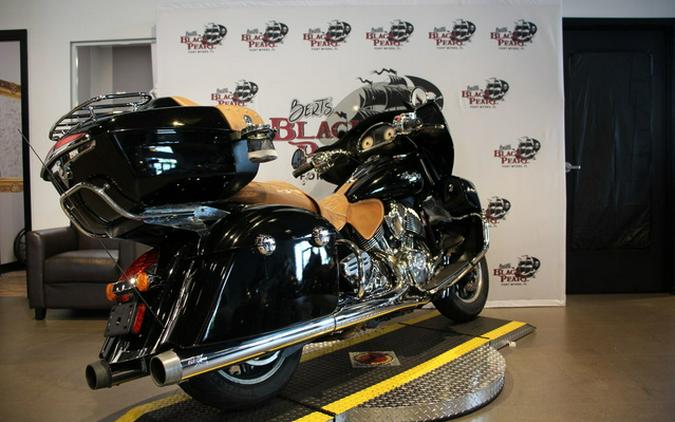 2016 Indian Roadmaster Thunder Black