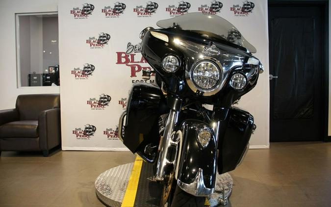 2016 Indian Roadmaster Thunder Black