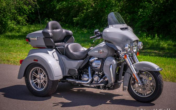 2024 Harley-Davidson® FLHTCUTG - Tri Glide® Ultra