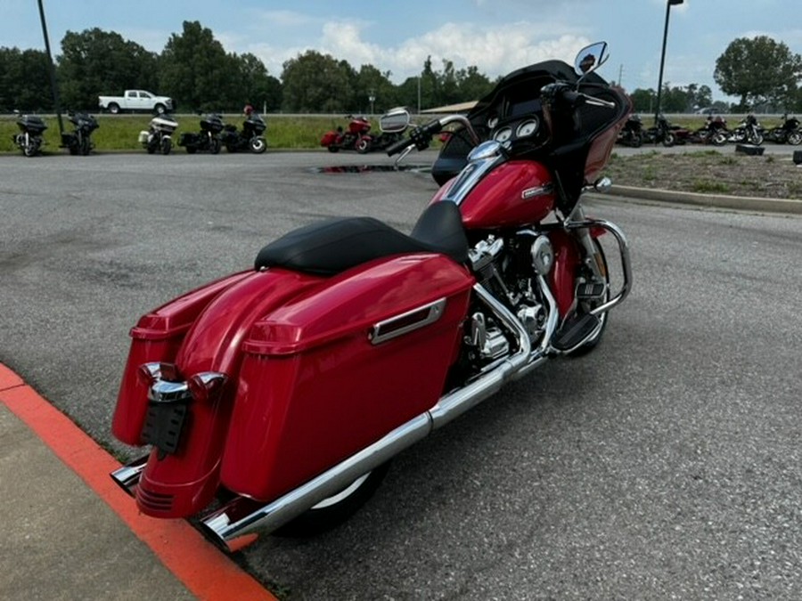 2023 Harley-Davidson Road Glide Redline Red