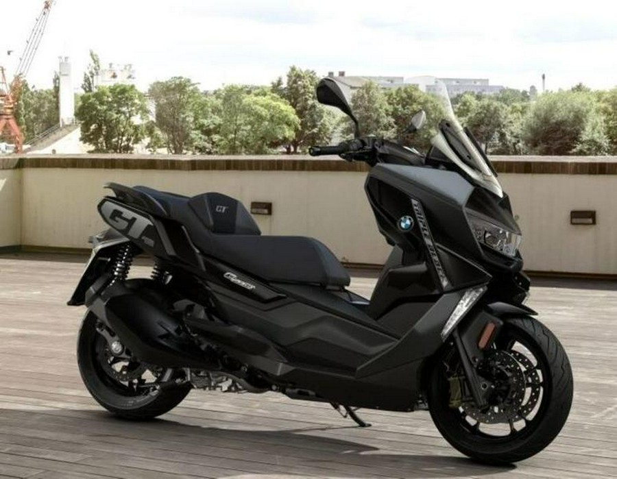 2024 BMW C 400 GT Triple Black