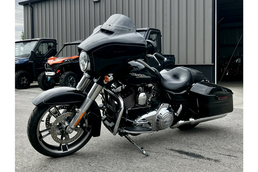 2014 Harley-Davidson® FLHXS - Street Glide Special