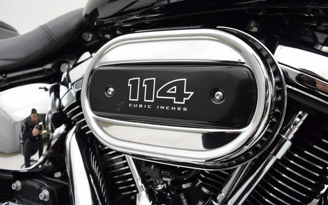 2022 Harley-Davidson® FLHCS - Heritage Classic 114