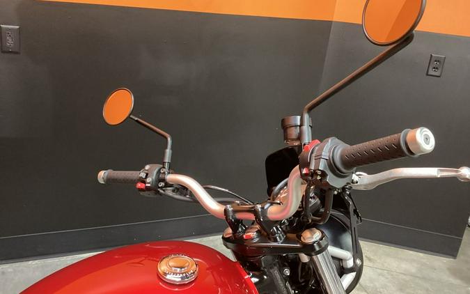 2019 Triumph Street Scrambler Cranberry Red