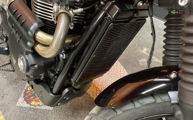 2019 Triumph Street Scrambler Cranberry Red