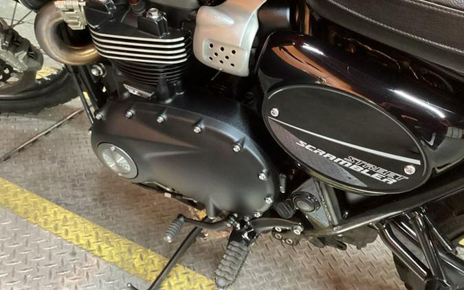 2019 Triumph Street Scrambler Cranberry Red