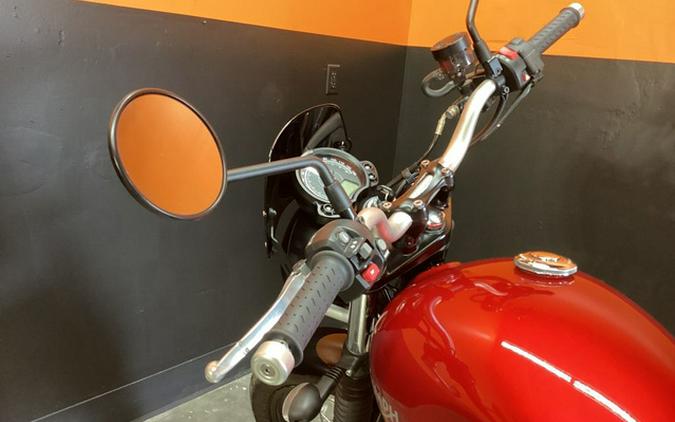 2019 Triumph Street Scrambler Cranberry Red