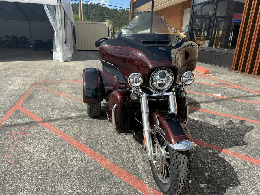 FLHTCUTG 2022 Tri Glide® Ultra