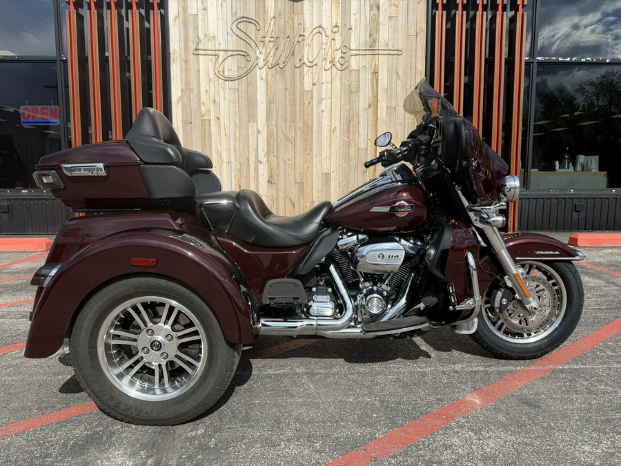 FLHTCUTG 2022 Tri Glide® Ultra