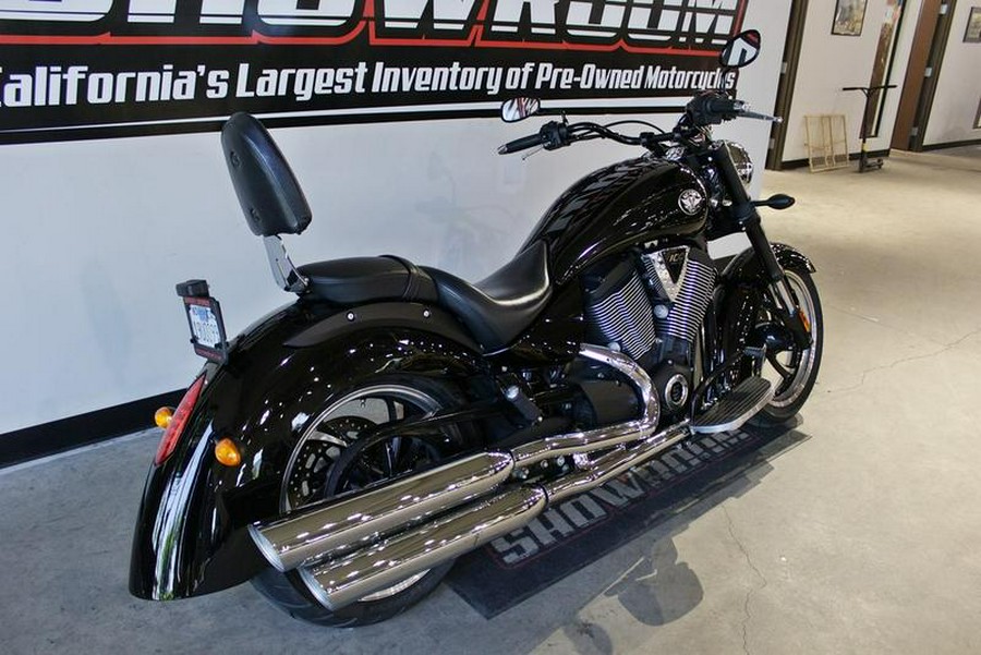 2009 Victory Motorcycles® Kingpin® 8-Ball™