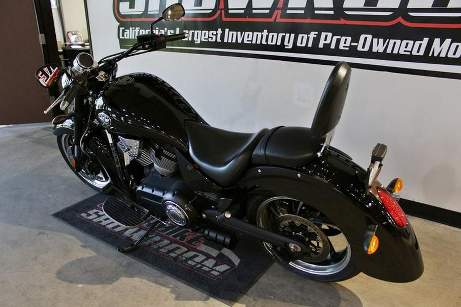 2009 Victory Motorcycles® Kingpin® 8-Ball™