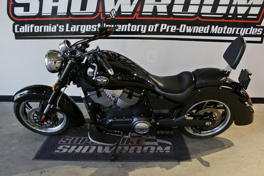 2009 Victory Motorcycles® Kingpin® 8-Ball™