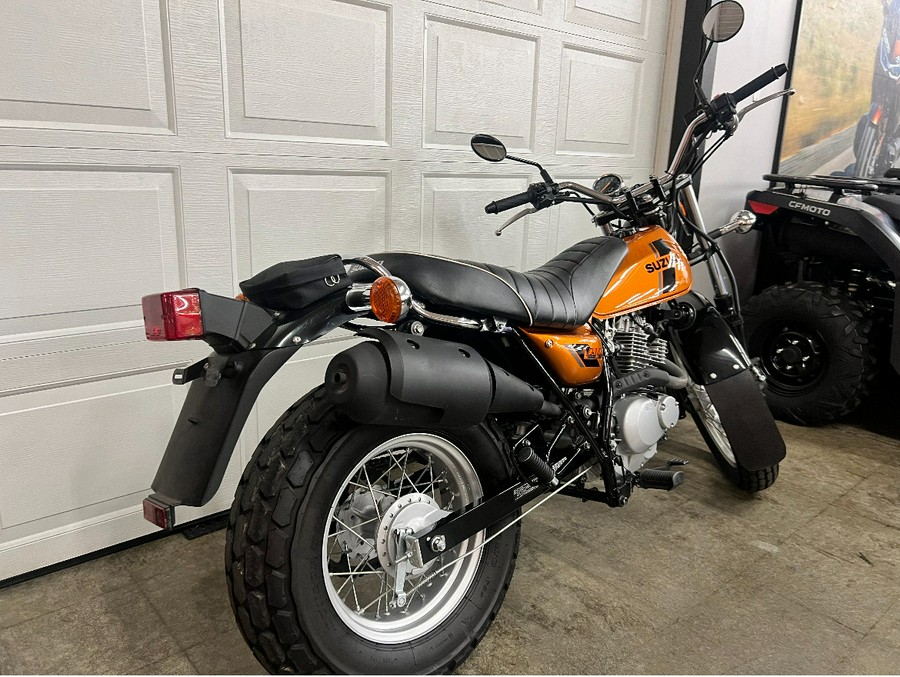 2019 Suzuki RV200