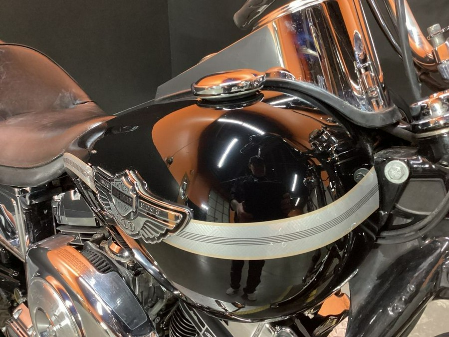 2003 Harley-Davidson® DYNA WIDE GLIDE