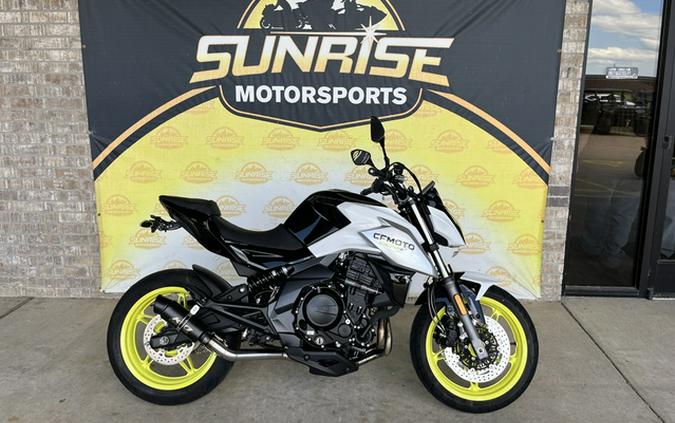 2022 CFMOTO 650 NK