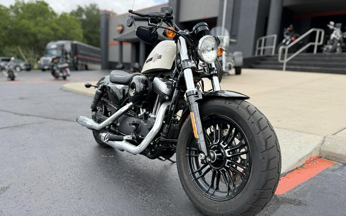 XL 1200X 2022 Forty-Eight®