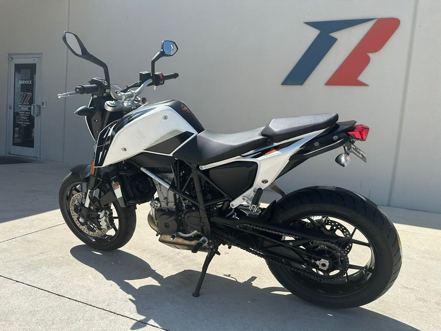 2018 KTM Duke 690